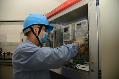 國(guó)網(wǎng)余姚市供電公司:不停電作業(yè),撐起醫(yī)院用電&ldquo;保護(hù)傘&rdquo;